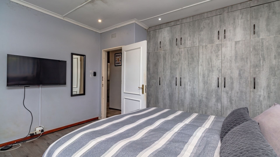 4 Bedroom Property for Sale in Knysna Central Western Cape